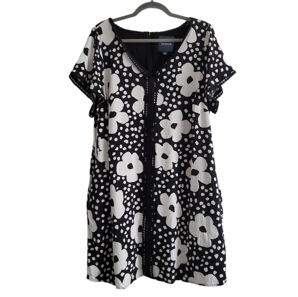 Modcloth Whimsical Wildflowers Black White Dress